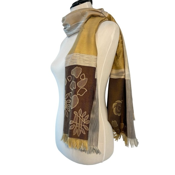 Fall brown cream and tan scarf - Picture 2 of 8